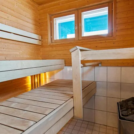 Holiday Rukan Seitakallio 3- Raito